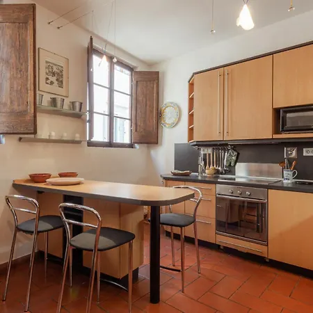 Florence- Tegolaio Chic Apartment